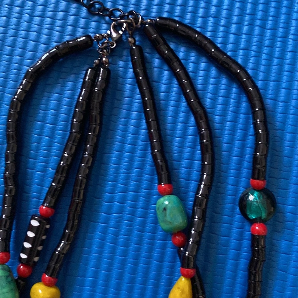 Colorful and black Beaded triple Necklace - Picture 11 of 17